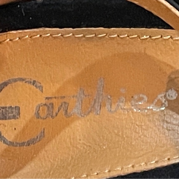 Wedge Earthies Black T Strap Shoes  Cutout Pattern - Picture 3 of 8